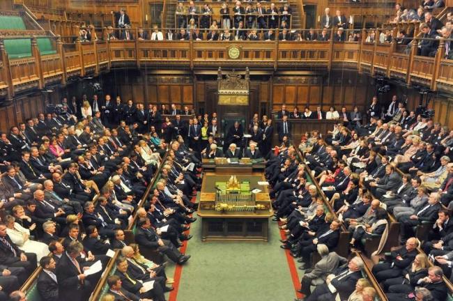 البرلمان البريطاني يصوت رمزياً للاعتراف بدولة فلسطين - 